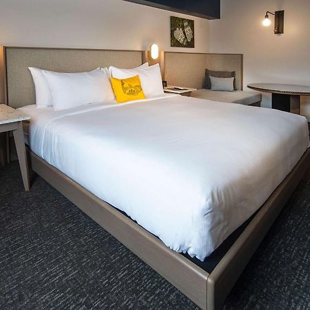 Doubletree By Hilton St. John'S Harbourview Hotel Екстериор снимка