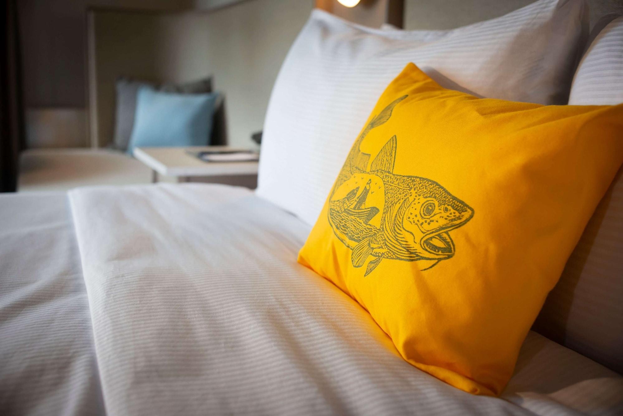 Doubletree By Hilton St. John'S Harbourview Hotel Екстериор снимка