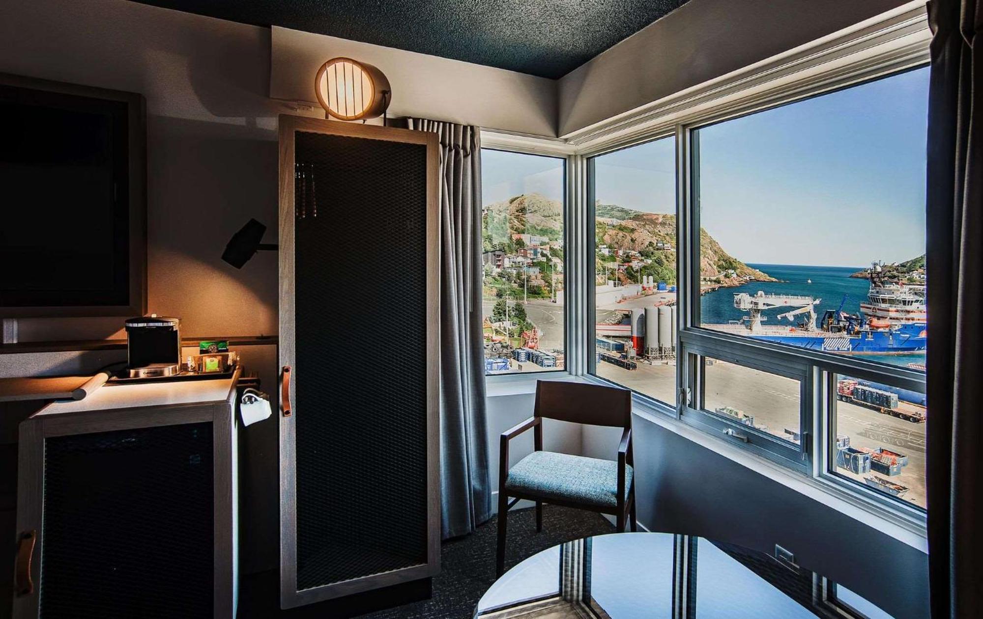 Doubletree By Hilton St. John'S Harbourview Hotel Екстериор снимка