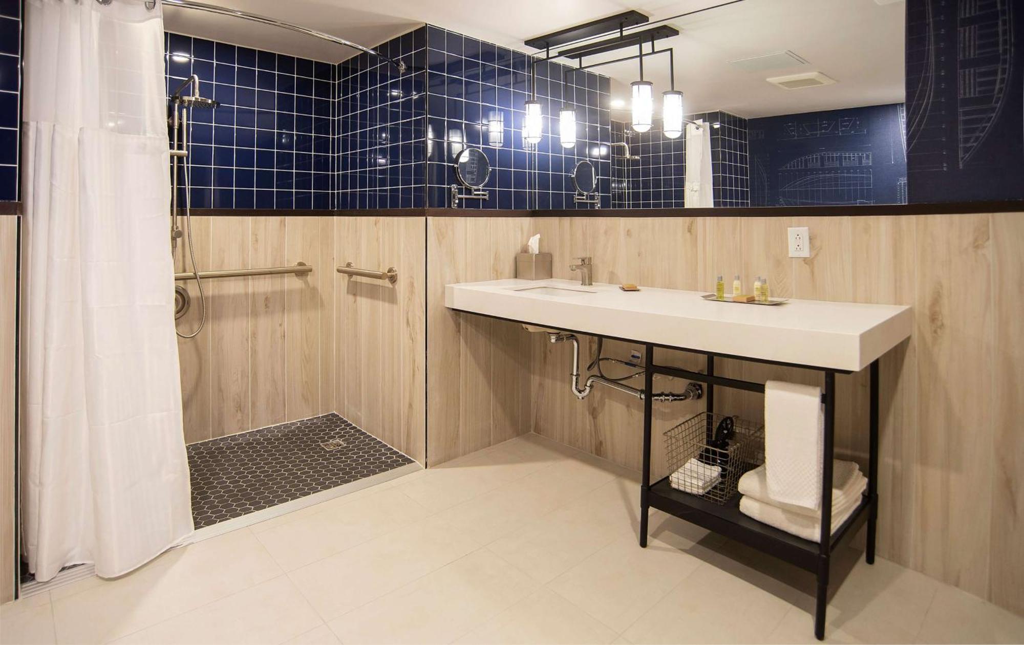 Doubletree By Hilton St. John'S Harbourview Hotel Екстериор снимка