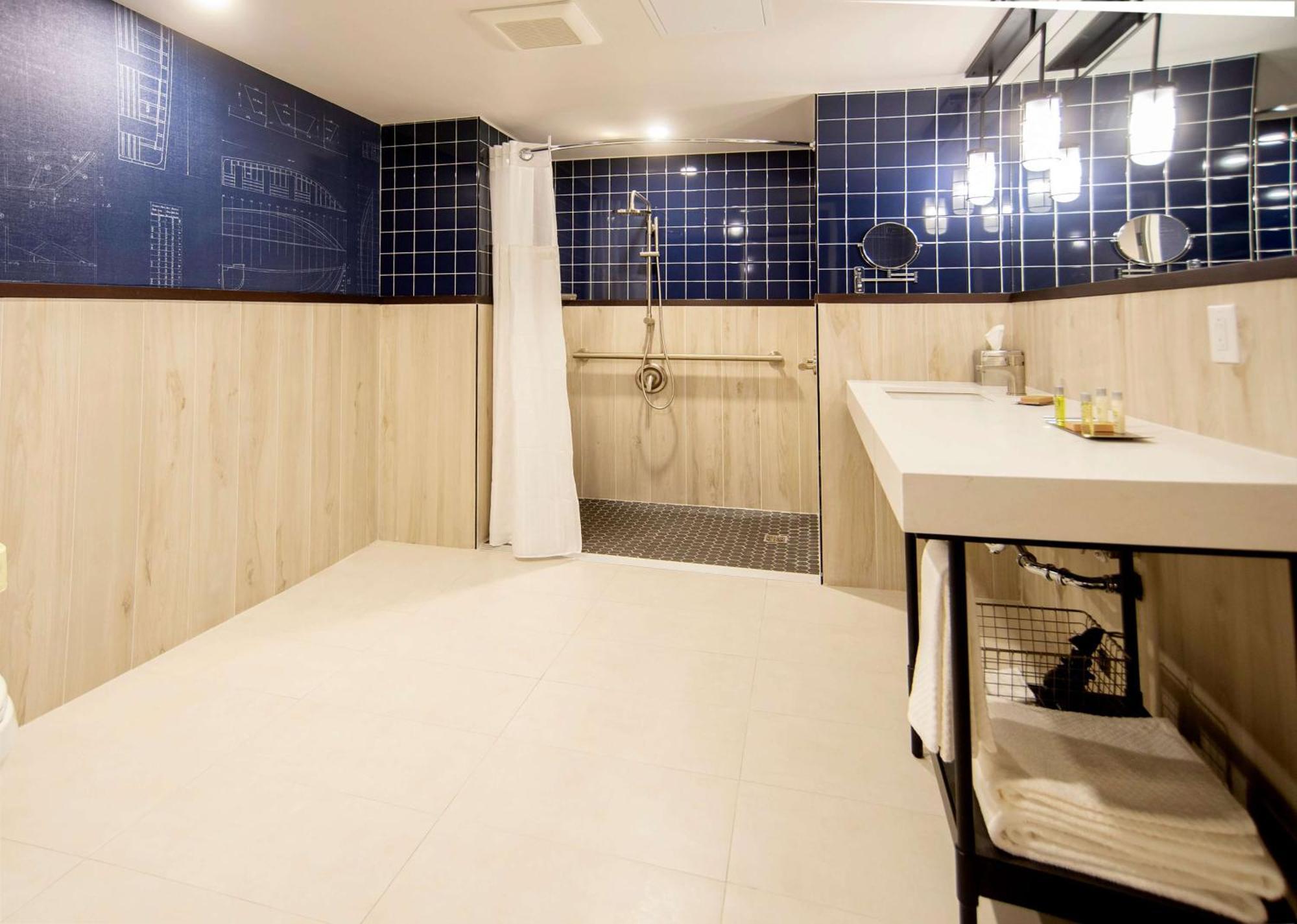 Doubletree By Hilton St. John'S Harbourview Hotel Екстериор снимка