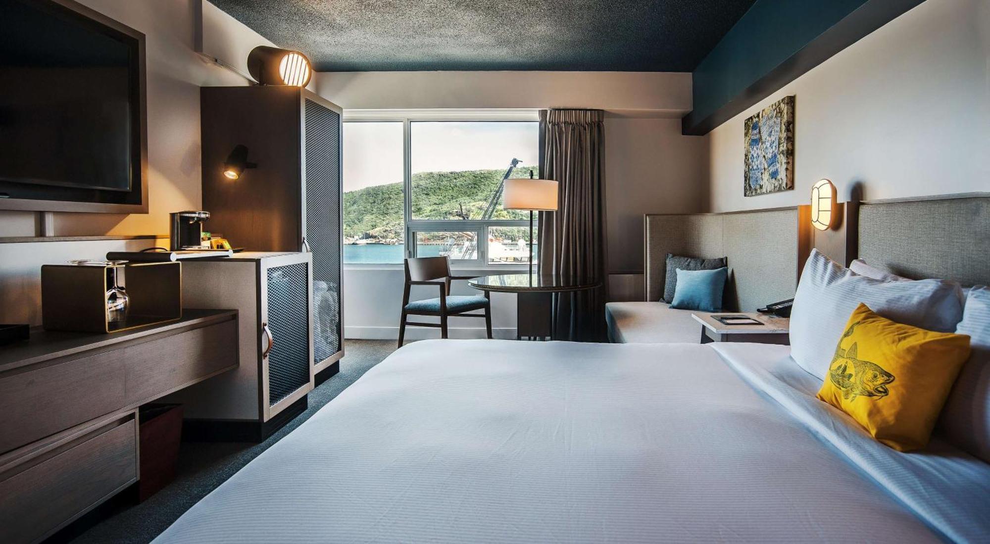 Doubletree By Hilton St. John'S Harbourview Hotel Екстериор снимка