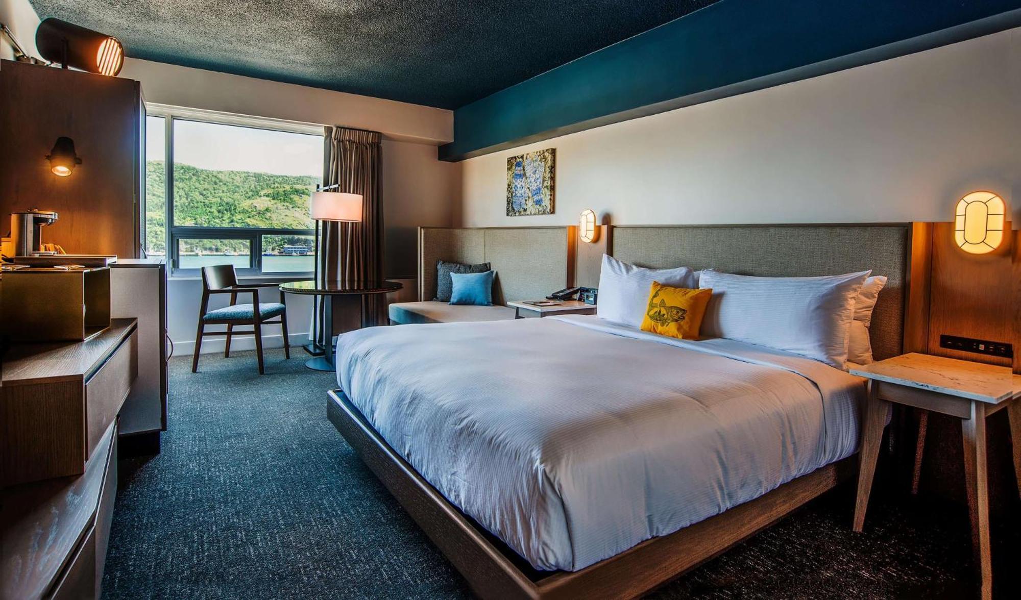 Doubletree By Hilton St. John'S Harbourview Hotel Екстериор снимка