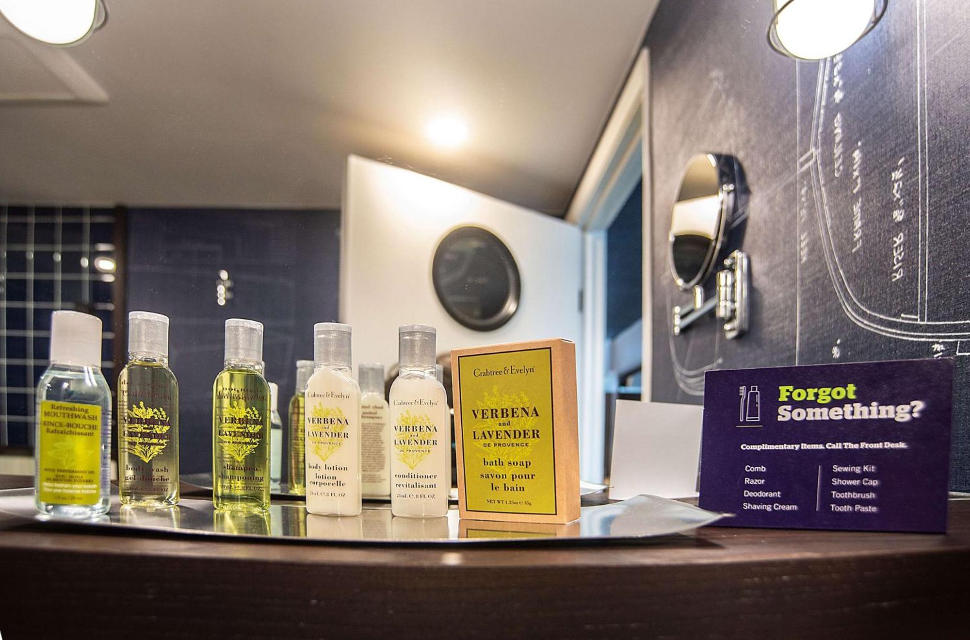 Doubletree By Hilton St. John'S Harbourview Hotel Екстериор снимка
